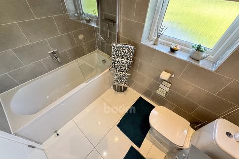 61 Auldlea Gardens, Beith, KA15 2EP