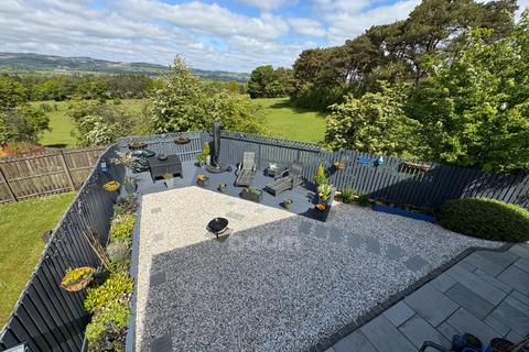 61 Auldlea Gardens, Beith, KA15 2EP
