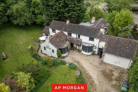 undefined, Hinton Fields, Bournheath, Bromsgrove, Worcestershire, B61