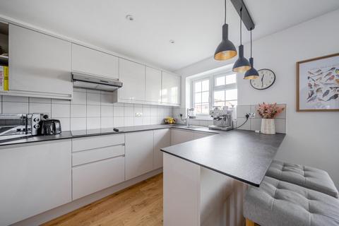 57 Ashdown Way, London, SW17 7TH