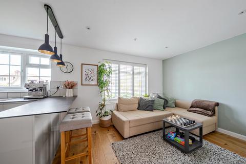 57 Ashdown Way, London, SW17 7TH