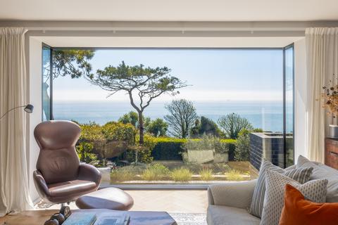 4 bedroom detached house for sale, Granville Road, St Margaret's Bay CT15