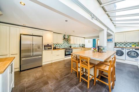 49 Quicks Road, London, SW19 1EY