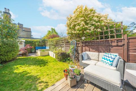 49 Quicks Road, London, SW19 1EY
