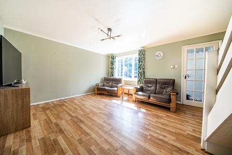 81 Southway, Guildford, GU2 8DF