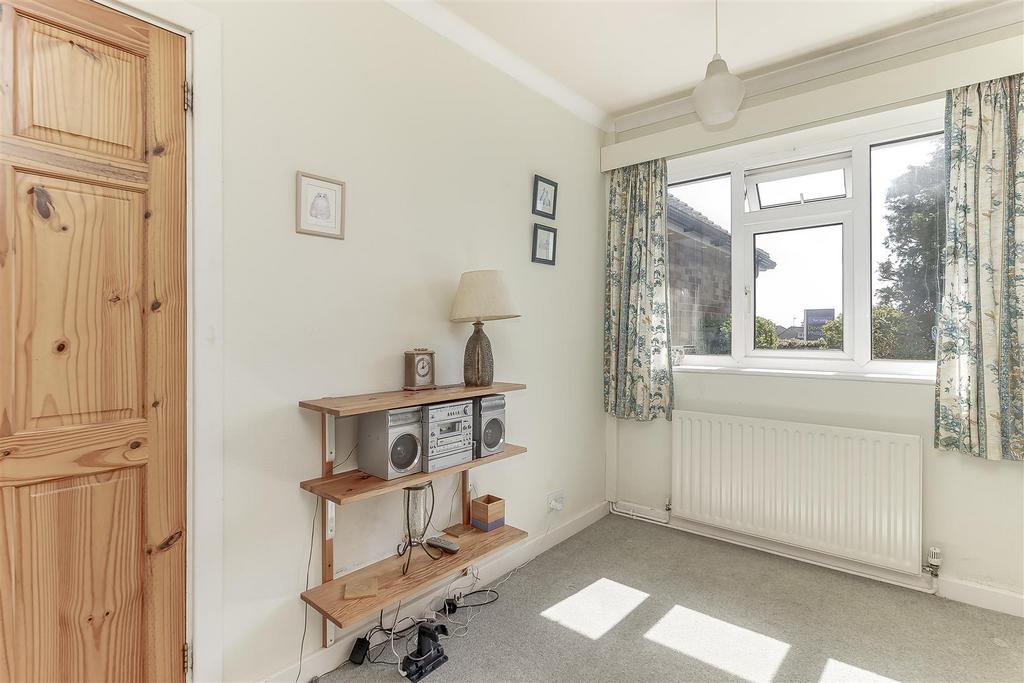 Bedroom 3.jpg