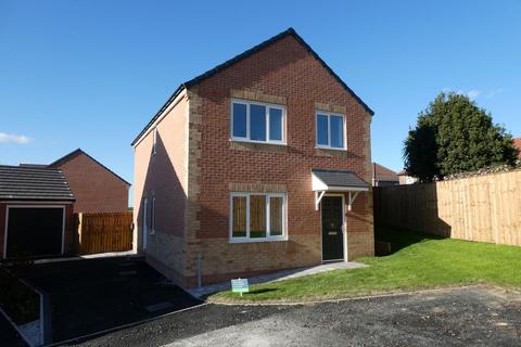 4 bedroom detached house to rent, Wright Drive, Bircotes, DN11