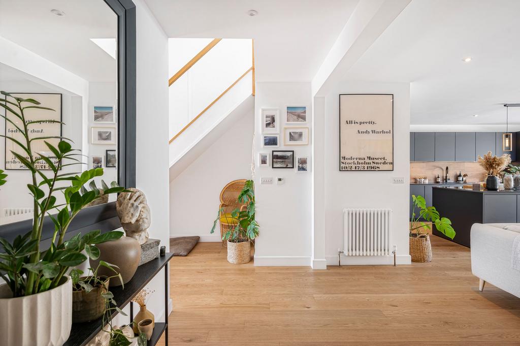 Kitchen/Lounge