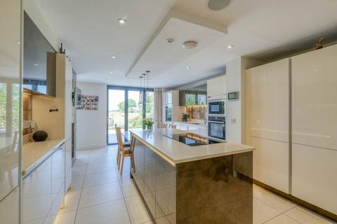 24 Brickhouse Lane, Stoke Prior, Bromsgrove, B60 4LX