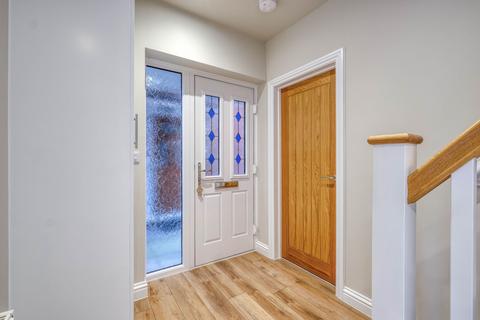 10 Alders Close, Redditch, B98 7JD