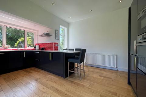 2 bedroom detached bungalow for sale, Werneth Road, Woodley