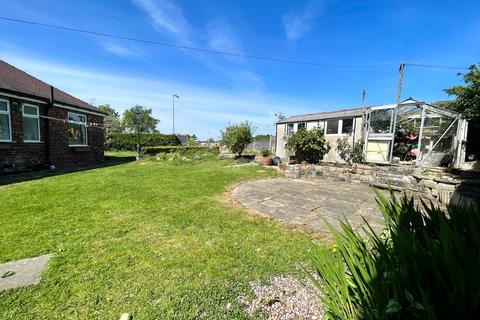 2 bedroom detached bungalow for sale, Werneth Road, Woodley