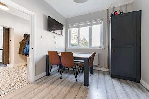 2 bedroom end of terrace house to rent, Alexander Court, Norwich, NR4