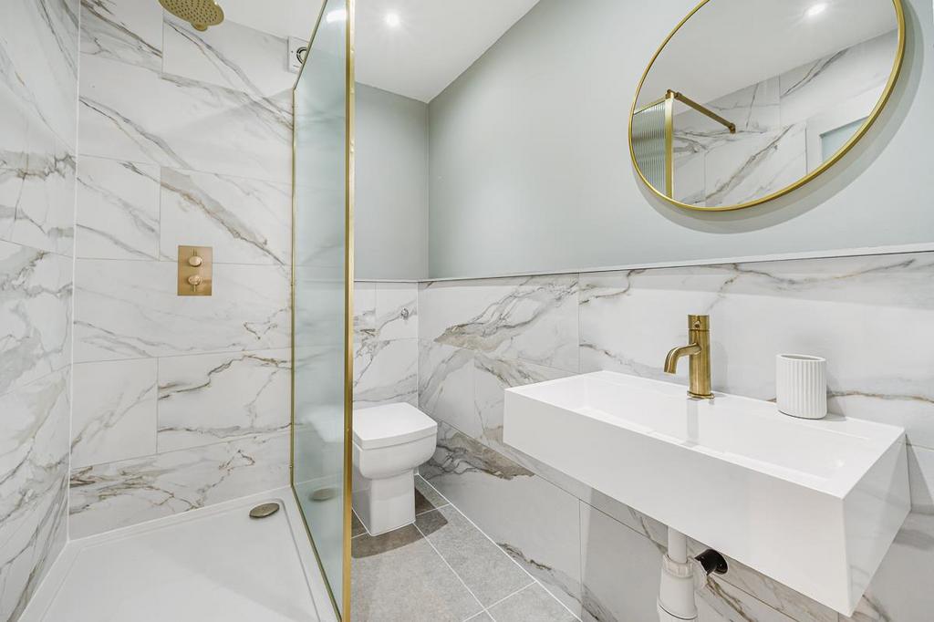 En-suite 2