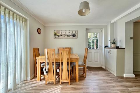 9 Beechwood Rise, Wetherby, LS22 7QT