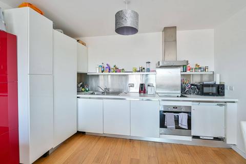 2 bedroom flat for sale, Steedman Street, Elephant and Castle, London, SE17