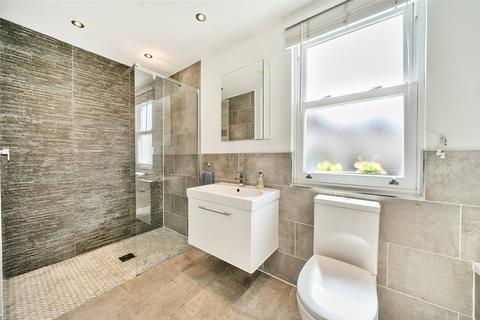 26 Old Road, London, SE13 5TA
