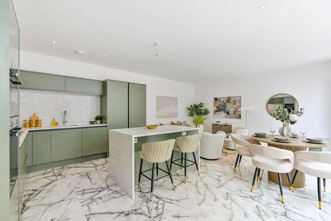 3 bedroom maisonette for sale, The Grove, Ealing Broadway, London, W5
