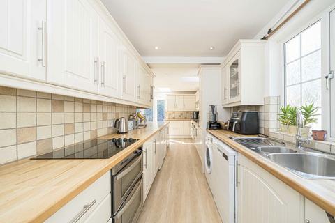 4 bedroom semi-detached house for sale, Oakington Drive, Sunbury-On-Thames TW16