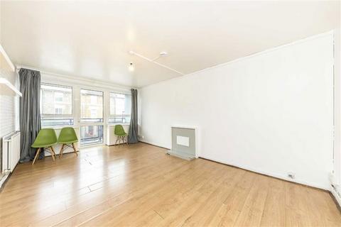4 bedroom flat to rent, Endwell Road, London SE4