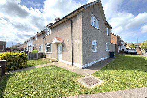 4 Joppa Grove, Hartlepool, TS25 3PW
