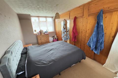 4 Joppa Grove, Hartlepool, TS25 3PW
