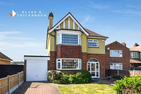4 bedroom detached house for sale, Wash Lane, Clacton-on-Sea