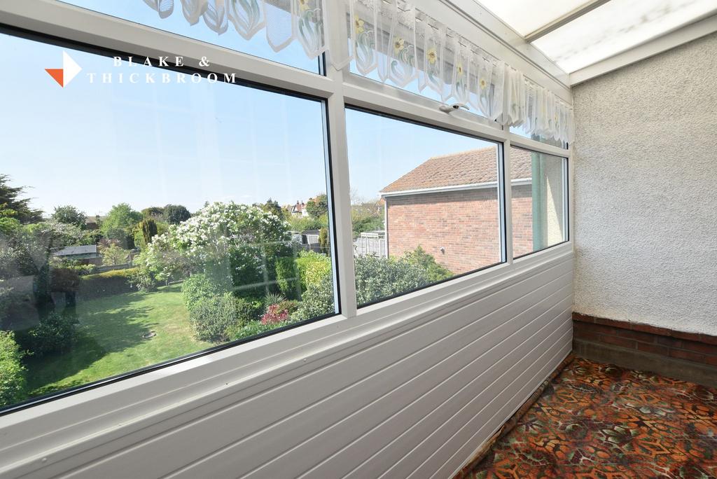 Enclosed balcony
