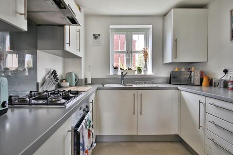 28 Attringham Park, Kingswood, Hull, HU7 3GL