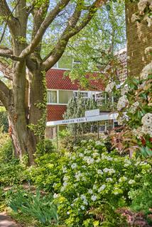 11, Herrick Court Parkleys, Richmond, TW10 5LL