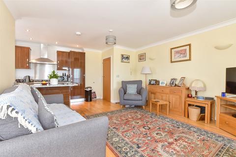 2 bedroom apartment for sale, Hampton Heights, Herne Bay CT6