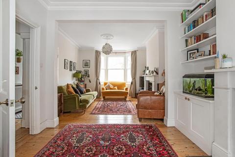 18 Phoenix Road, London, SE20 7BT