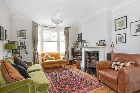 18 Phoenix Road, London, SE20 7BT