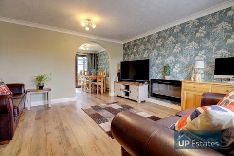 4 bedroom detached house for sale, Larkfield Way, Allesley Green, Coventry