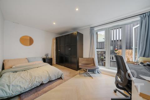 2 bedroom apartment for sale, Holmes Road, Kentish Town, NW5