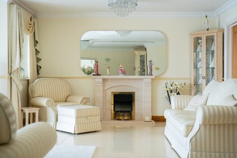 3 bedroom apartment for sale, Banks Road, Sandbanks, Poole, Dorset, BH13