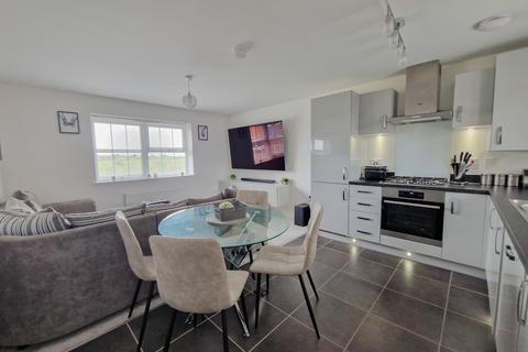 2 bedroom coach house for sale, Tavener Drive, Biggleswade, SG18