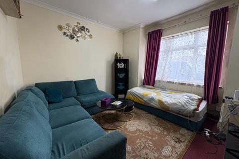 undefined, Salisbury Road, Southall