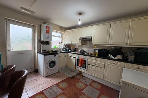 undefined, Salisbury Road, Southall