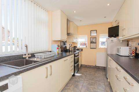 3 bedroom bungalow for sale, Lea Gate Close, Harwood, Bolton, Greater Manchester, BL2 4AB