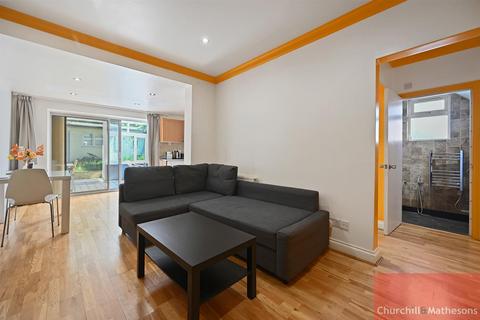 5 bedroom detached house to rent, Acton