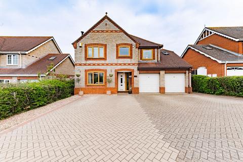 4 bedroom detached house for sale, Cotmer Road, Oulton Broad