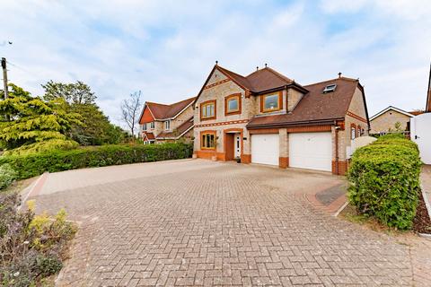 24 Cotmer Road, Lowestoft, NR33 9PW