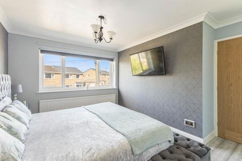 39 Westways, Wrenthorpe, Wakefield, WF2 0TE