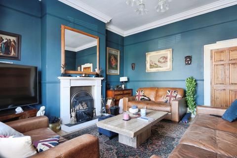 6 bedroom terraced house for sale, Coltman Street, Hull, East Riding of Yorkshire, HU3 2SF