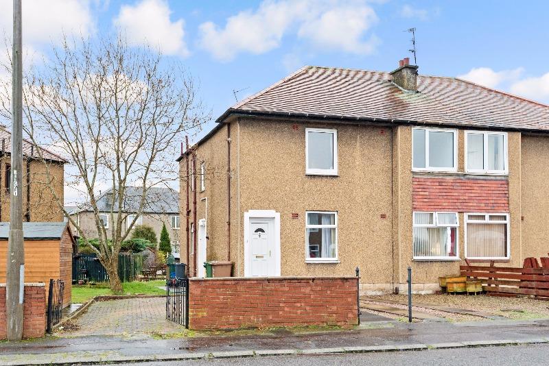 Apartment in Edinburgh, Oxgangs - More