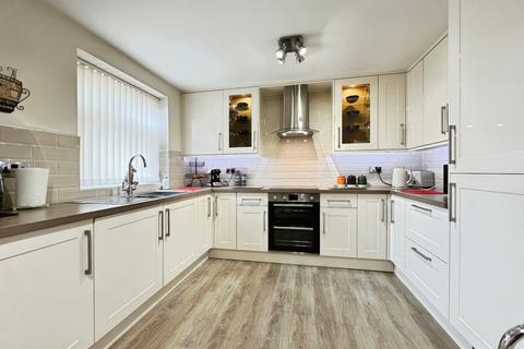 15 Balmoral Drive, Beverley, HU17 8UH