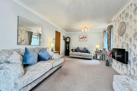 15 Balmoral Drive, Beverley, HU17 8UH