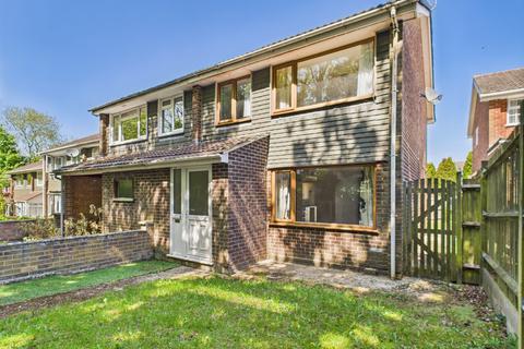 62 Grainger Close, Basingstoke, RG22 4EA