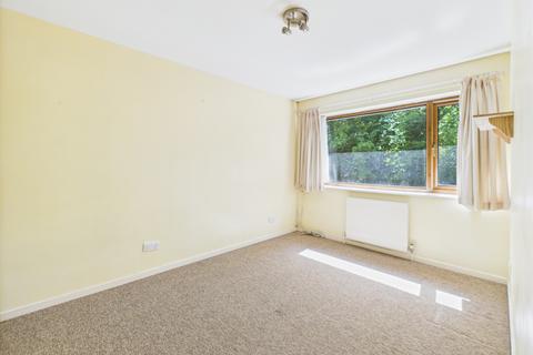 62 Grainger Close, Basingstoke, RG22 4EA